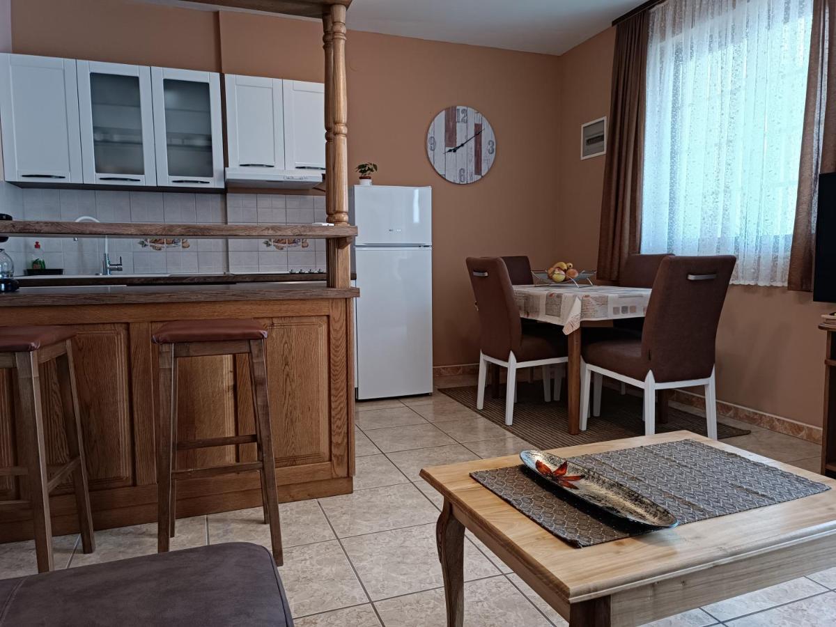 Apartments Ivicek Porec Ngoại thất bức ảnh